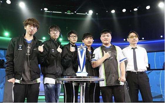 遭遇冷漠 遭遇冷漠