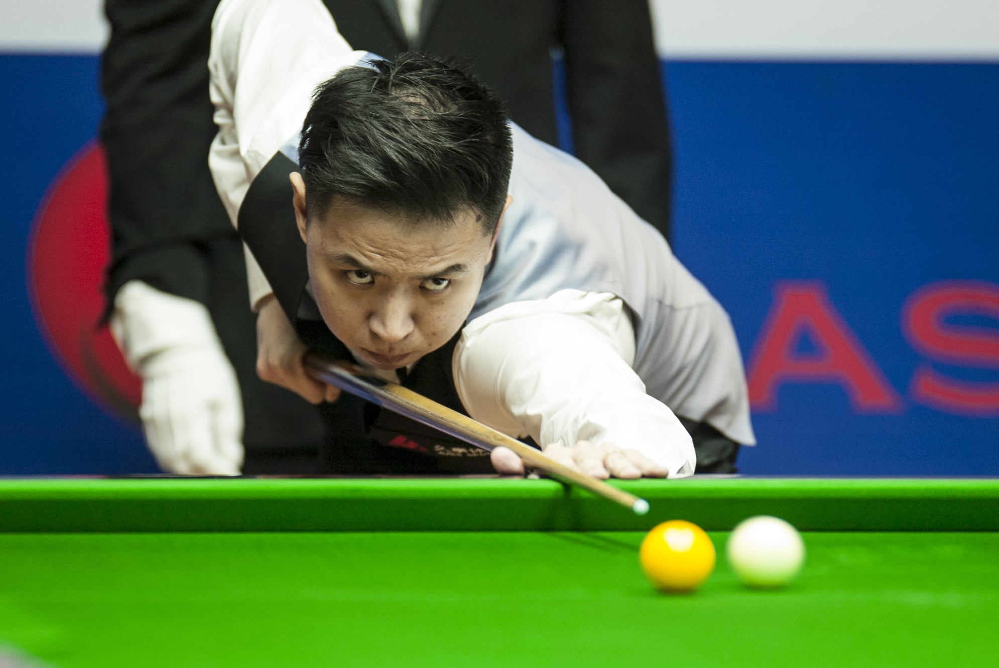 充满了悬念 充满了悬念