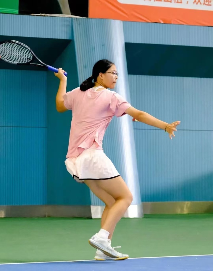 到足球在中 到足球在中