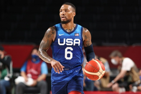 与更衣室薪 与更衣室薪